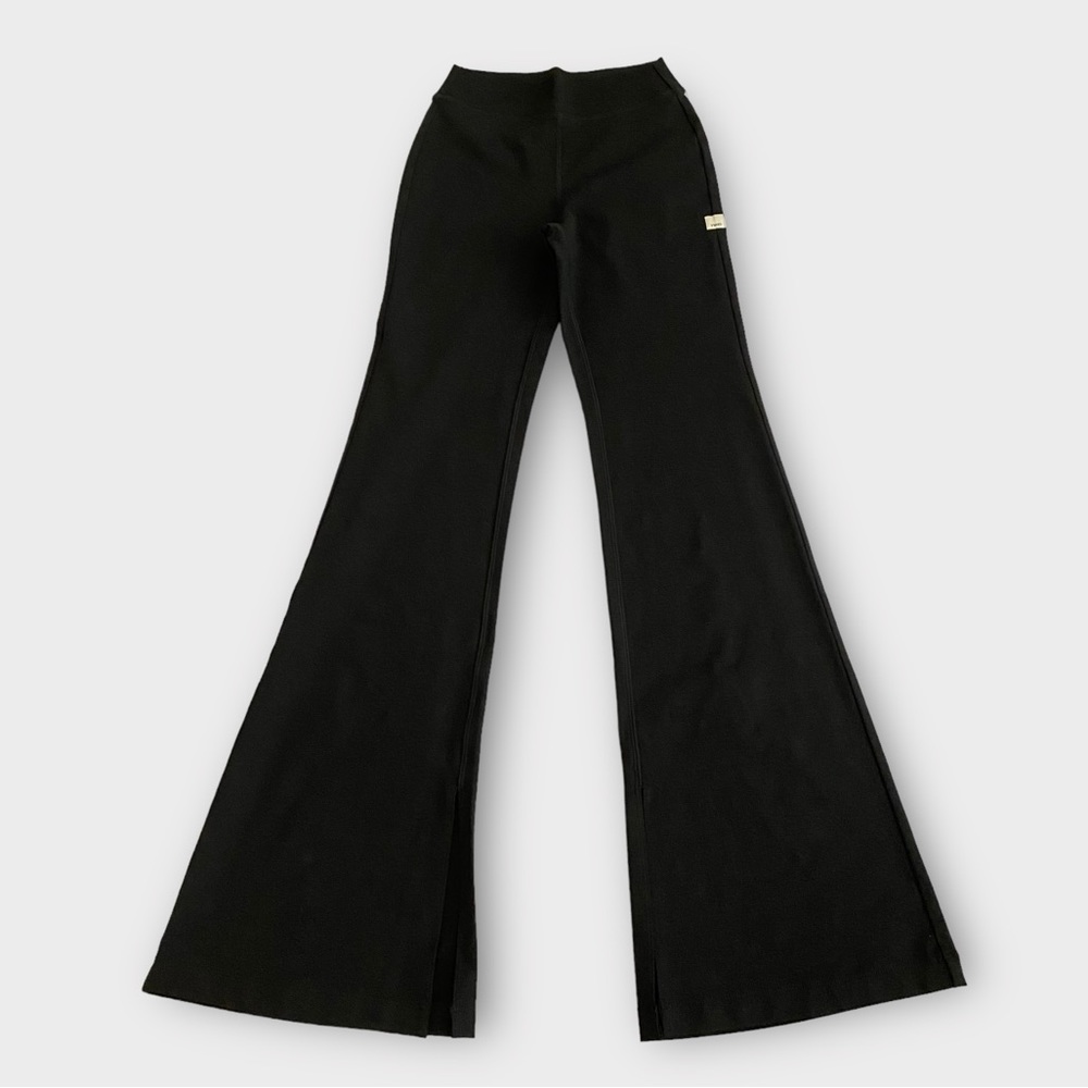 Vuori Women’s Granite High Waisted Flare Leg Pants XXS 2XS Black Heather NWT